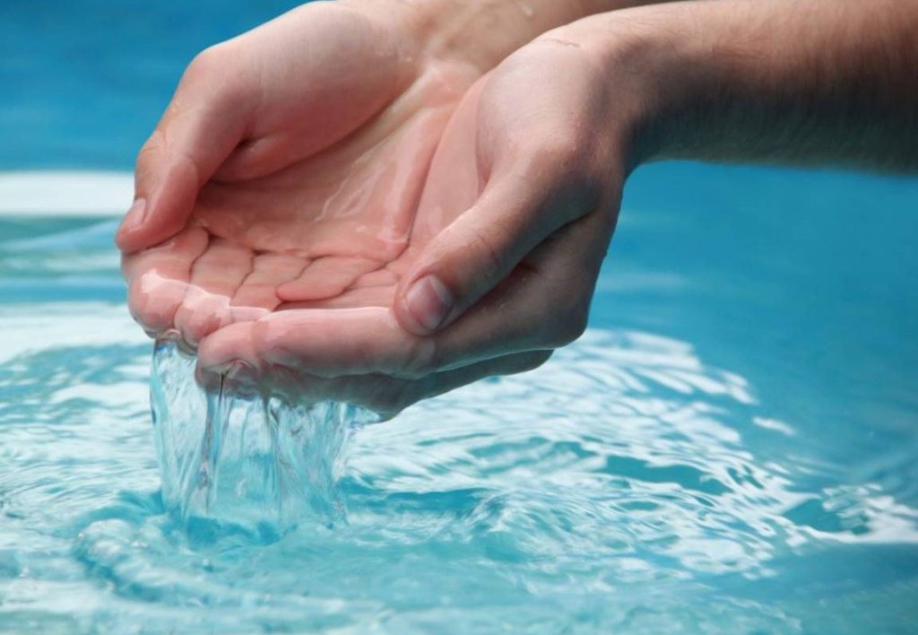 que significa sonar con mucha agua corriendo